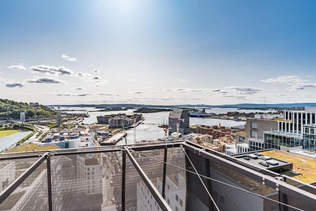 Spacious Modern 2Br Apartment At Central Oslo Barcode Exterior photo