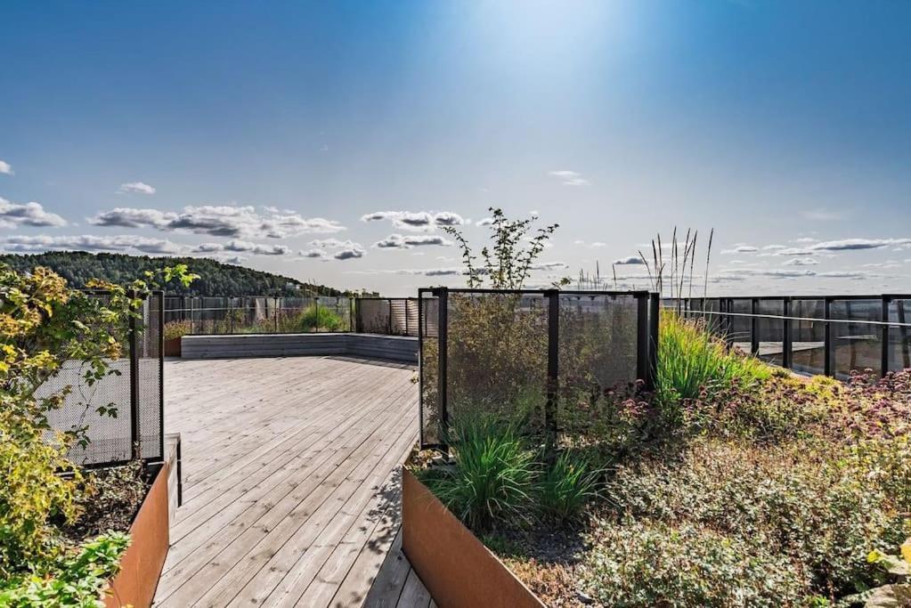 Spacious Modern 2Br Apartment At Central Oslo Barcode Exterior photo